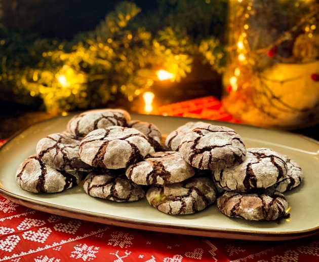 Brownie Snow Cookies